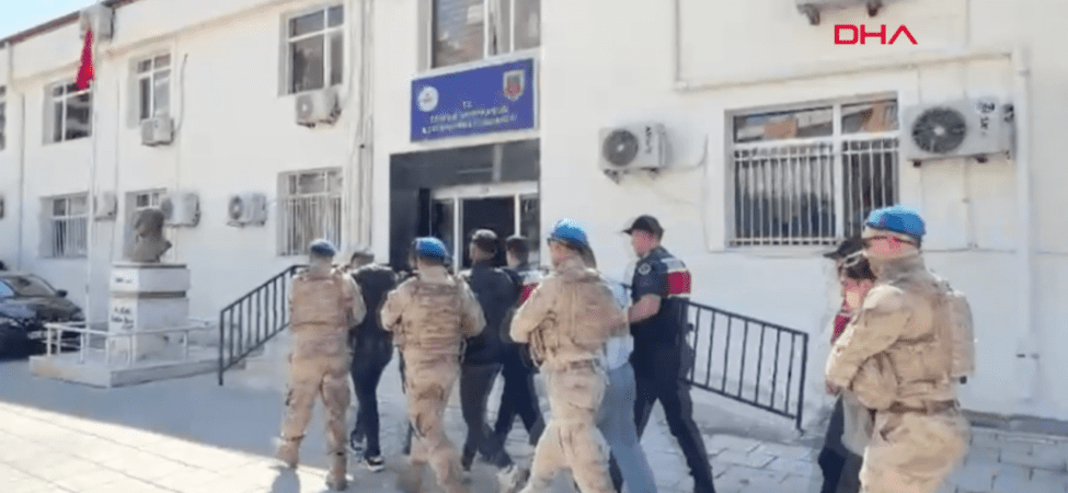 2 İlde Uyuşturucu Operasyonu: 90 Gözaltı