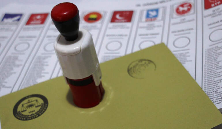6 Beldede Mini Seçim Heyecanı: 10 Binden Fazla Seçmen Oy Kullanacak