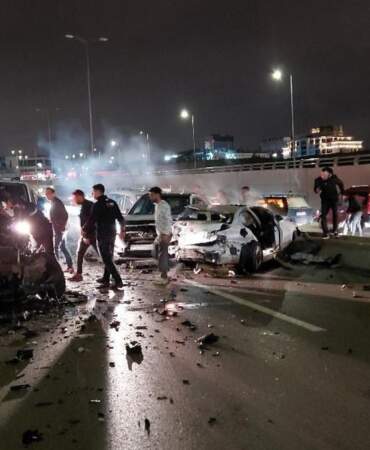 Ankara’da 4 aracın karıştığı zincirleme kazada 8 kişi yaralandı