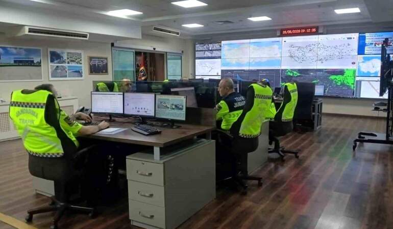 Ankara’da Bayramda Helikopterli Trafik Denetimi