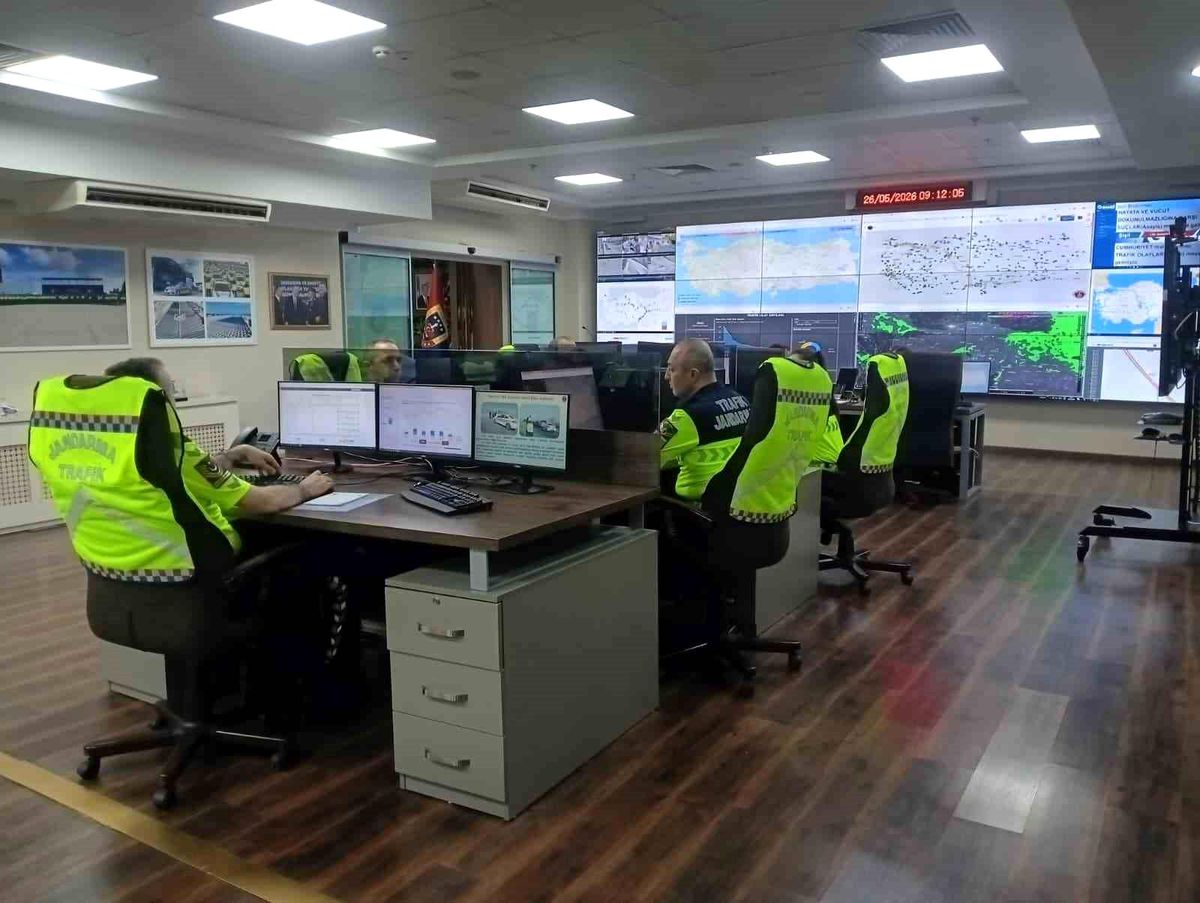 Ankara’da Bayramda Helikopterli Trafik Denetimi
