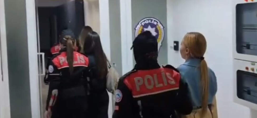 Ankara’da Usulsüz Çalıştırıldığı Belirlenen 47 Yabancı Uyruklu Kadın Sınır Dışı Edildi! 29 Gözaltı