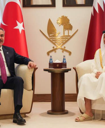 Bakan Hakan Fidan Katar’da: ‘Hürmüz Boğazı Bir An Önce Açılmalı’