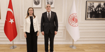 Bakan Işıkhan’dan DİSK’e Ziyaret