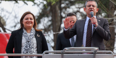 Burcu Köksal’dan Çarpıcı Özgür Özel Açıklaması: ‘Geceleri Ne Yazacağı Belli Olmuyordu, O Kadar Mesaj Var ki’