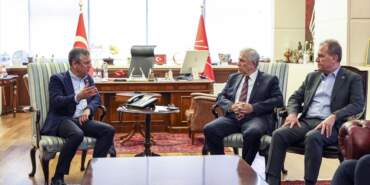 CHP’li Başkanlardan Olağanüstü Kurultay Çağrısı
