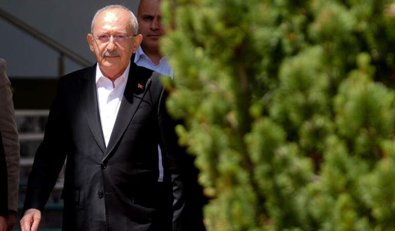 CHP’de 1 Haziran Alarmı: Kılıçdaroğlu ‘A Takımı’nı Topluyor, İhraçlar Masada