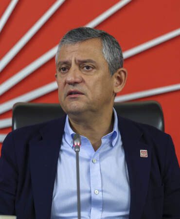 CHP’de Kurultay Yapılacak mı? Özgür Özel’den Kemal Kılıçdaroğlu’na Sert Cevap