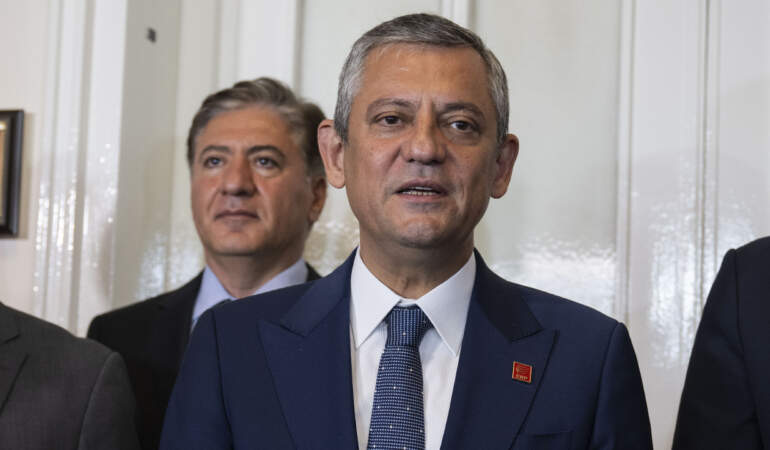 CHP’de Mutlak Butlan Kararı Sonrası Neler Olacak? Özgür Özel Yol Haritasını Açıkladı