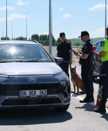 Vali Çalgan’dan Trafik Denetimi Ziyareti