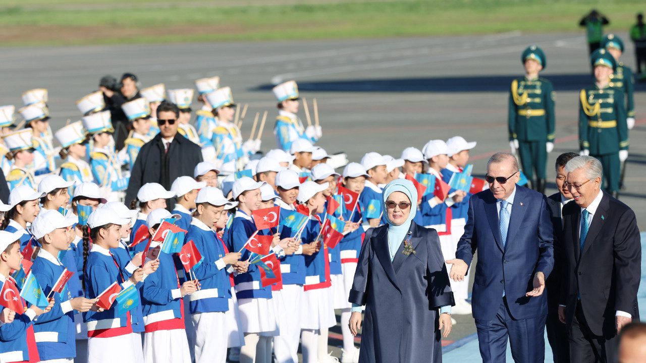 Cumhurbaşkanı Erdoğan’a Kazakistan’da Resmi Tören
