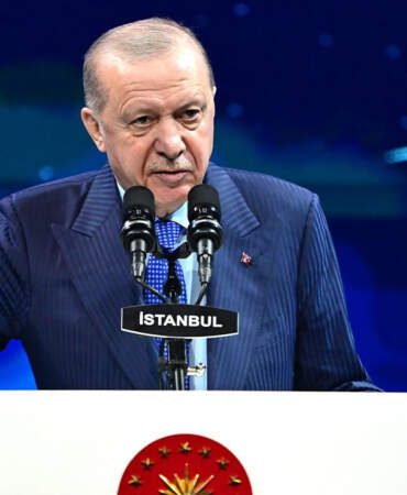 Cumhurbaşkanı Erdoğan’dan Önemli Açıklamalar: ‘Ülkemize Göz Dikenin Bileğini Bükecek Güçteyiz’