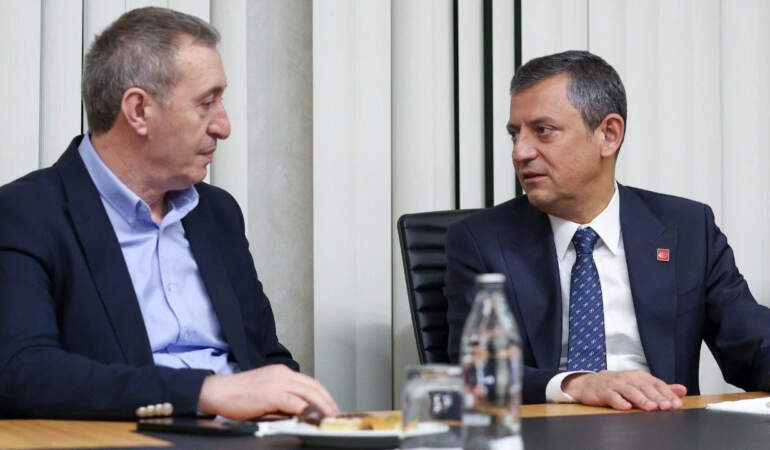 DEM Parti TBMM’de Özgür Özel’i Ziyaret Edecek