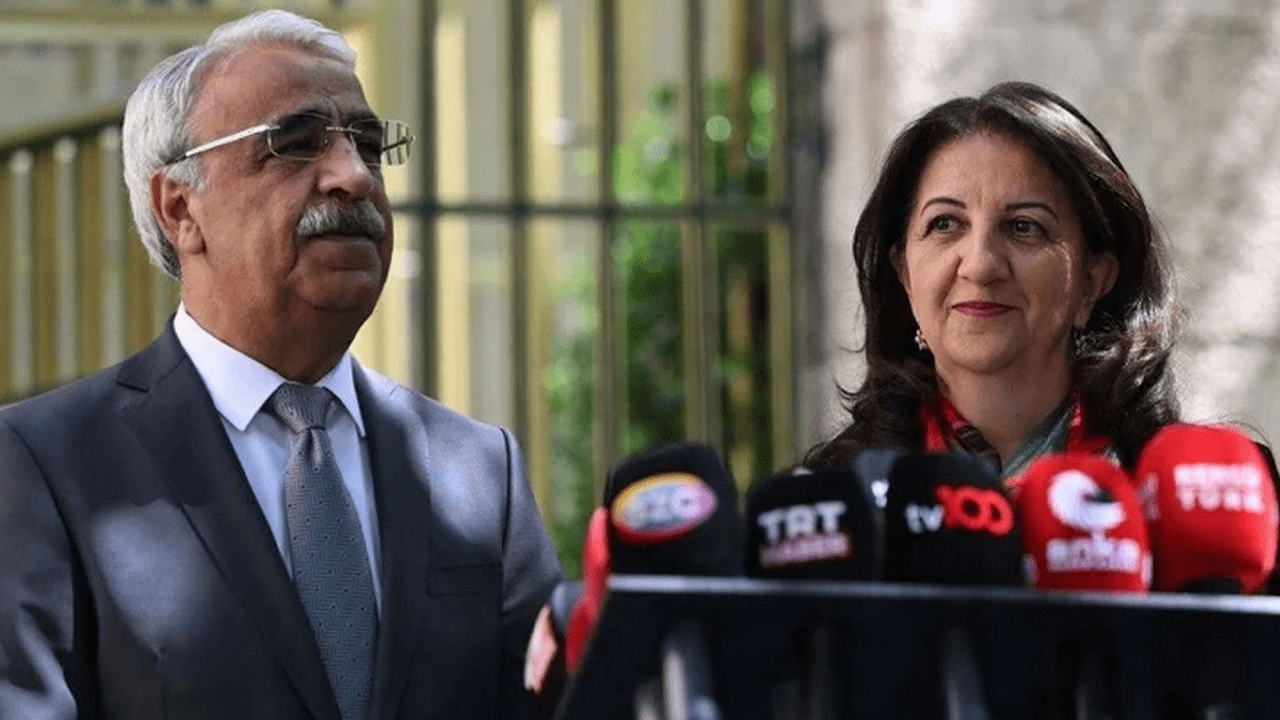 DEM Parti Heyeti İmralı’dan Döndü, Açıklama Bekleniyor