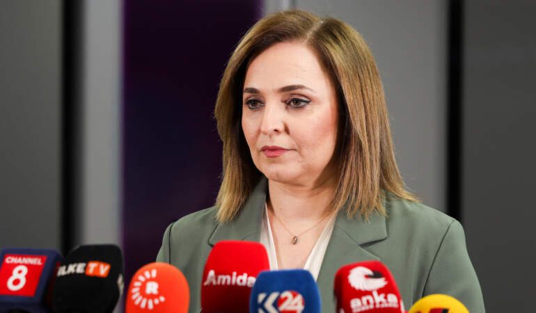 DEM Parti’de İsim ve Logo Değişecek mi? Ayşegül Doğan Açıkladı