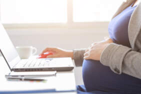 Doğum İzni 24 Haftaya Çıktı: Karar Resmi Gazete’de Yayımlandı