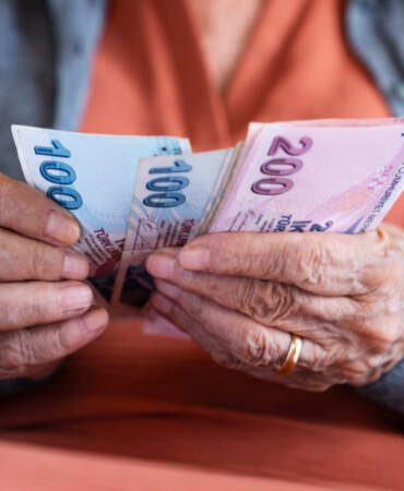 Emekli ve Memur Maaşlarında Zam Oranı Belli Oldu