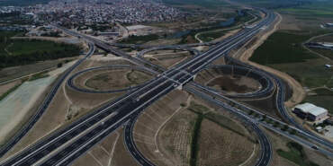 İzmir Çevre Yolu Ücretli mi Oluyor? Milyonlarca Sürücüyü İlgilendiren Açıklama Geldi