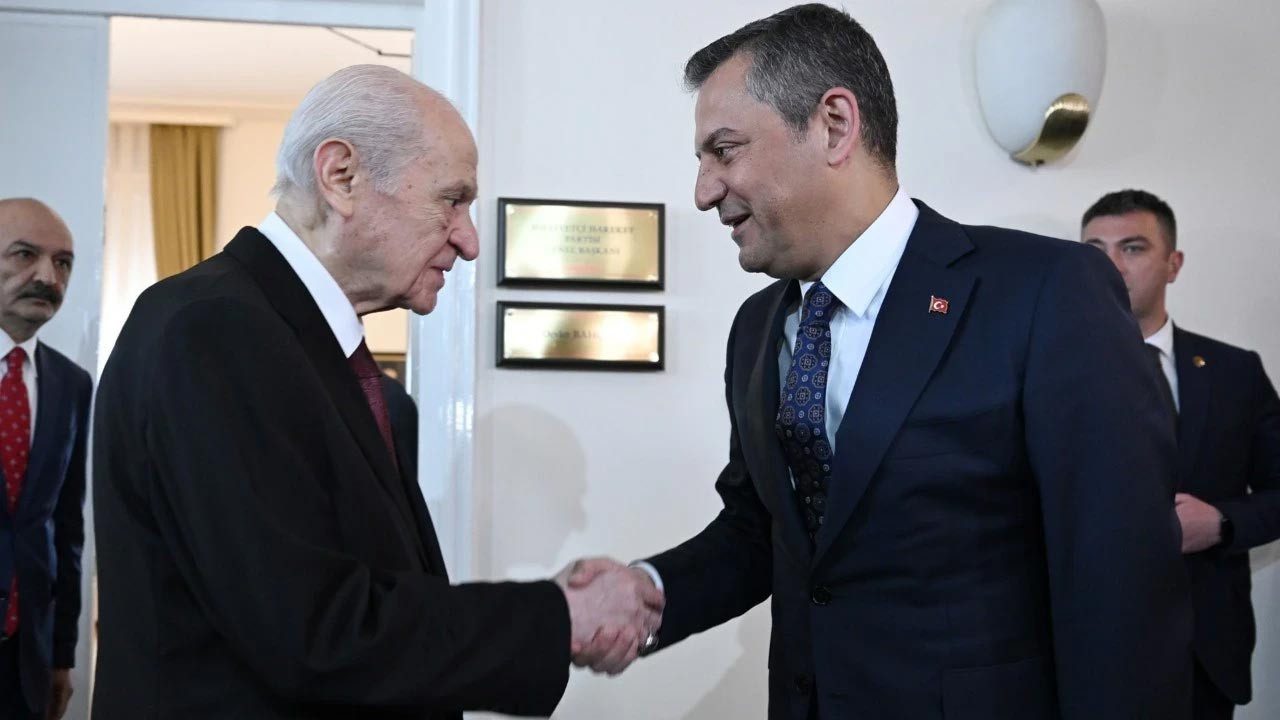Özel’den Bahçeli’nin ‘CHP’ye Mutlak Butlan’ Çıkışına İlk Tepki: Kıymetli, Önemli Bir Açıklama