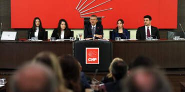 Özgür Özel Başkanlığı’ndaki CHP MYK Toplantısı Sona Erdi