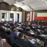 Özgür Özel, PM Üyeleriyle Toplantı Yaptı