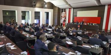 Özgür Özel, PM Üyeleriyle Toplantı Yaptı