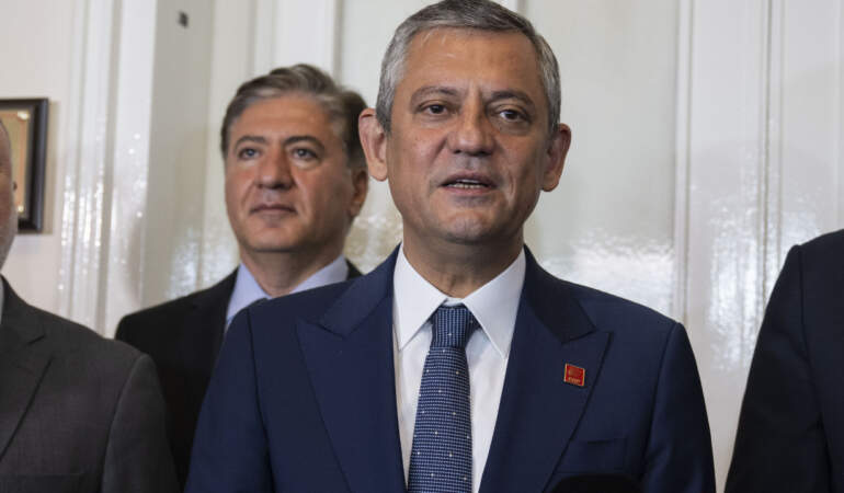 Özgür Özel ve Ekibinin Bayramlaşma Programı Belli Oldu: 3 Parti Listede Yok