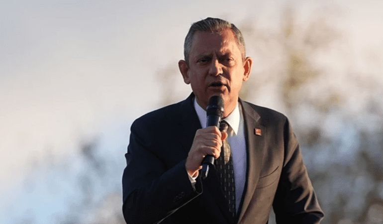 Özgür Özel’den Flaş Açıklama: ‘Grup Başkanlığından İstifa Niyetim Yok’