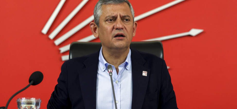 CHP’nin Sitesinde Güncelleme, Özel’in Unvanı Değişti