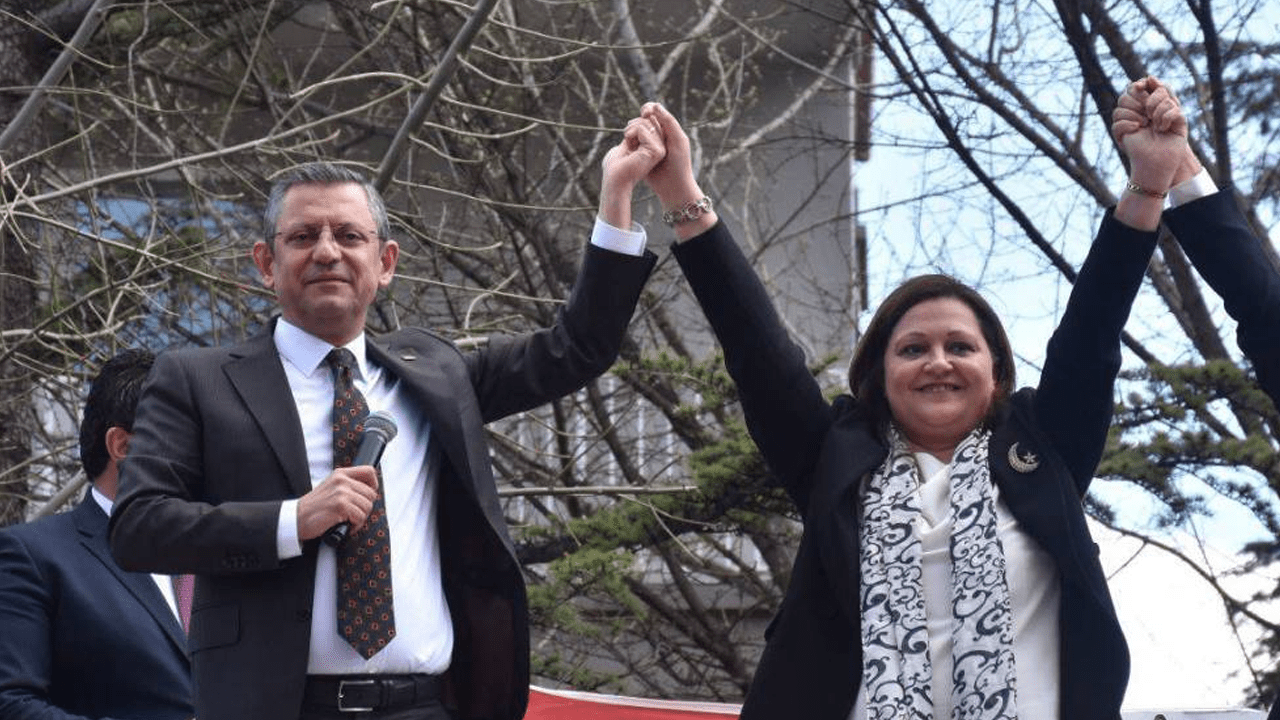 Siyasi Kulislerde Bomba İddia: Burcu Köksal AK Parti’ye Geçiyor