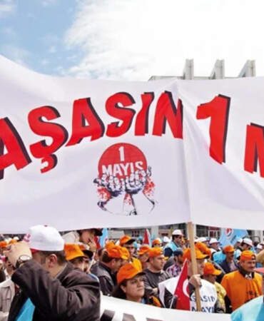 Siyasilerden Peş Peşe 1 Mayıs Emek ve Dayanışma Günü Mesajları