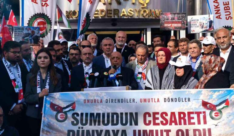 Sumud Filosu’ndan Dönüşe Karşılanan Sendikacılar