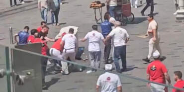 Taksim’de Esnaftan Meydan Dayağı: Ortalık Bir Anda Karıştı