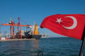 Ticaret Bakanlığı Duyurdu: İhracatta Tarihi Rekor