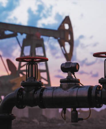 Trump’ın Hürmüz Açıklaması Piyasaları Salladı: Petrol Fiyatlarında Keskin Düşüş