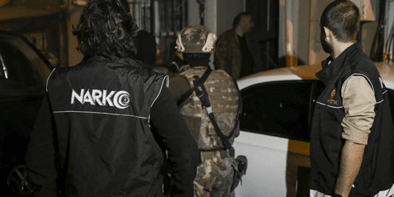 Uyuşturucu Şebekesine Büyük Darbe: 11 İlde Eş Zamanlı Baskın, 98 Kişi Tutuklandı