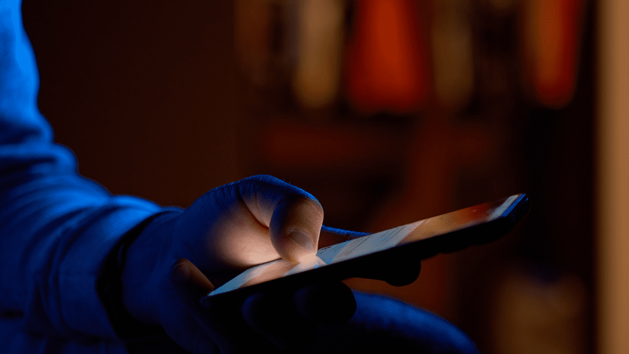 WhatsApp’ta ‘Anneler Günü’ Tuzağı: Kahve Dünyası Adıyla 50 Bin Liralık Vurgun Girişimi