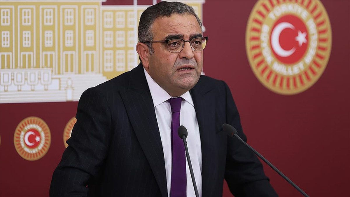 Sezgin Tanrıkulu’ndan PM toplantısı tepkisi: Bu yaşananlar akıl tutulmasıdır