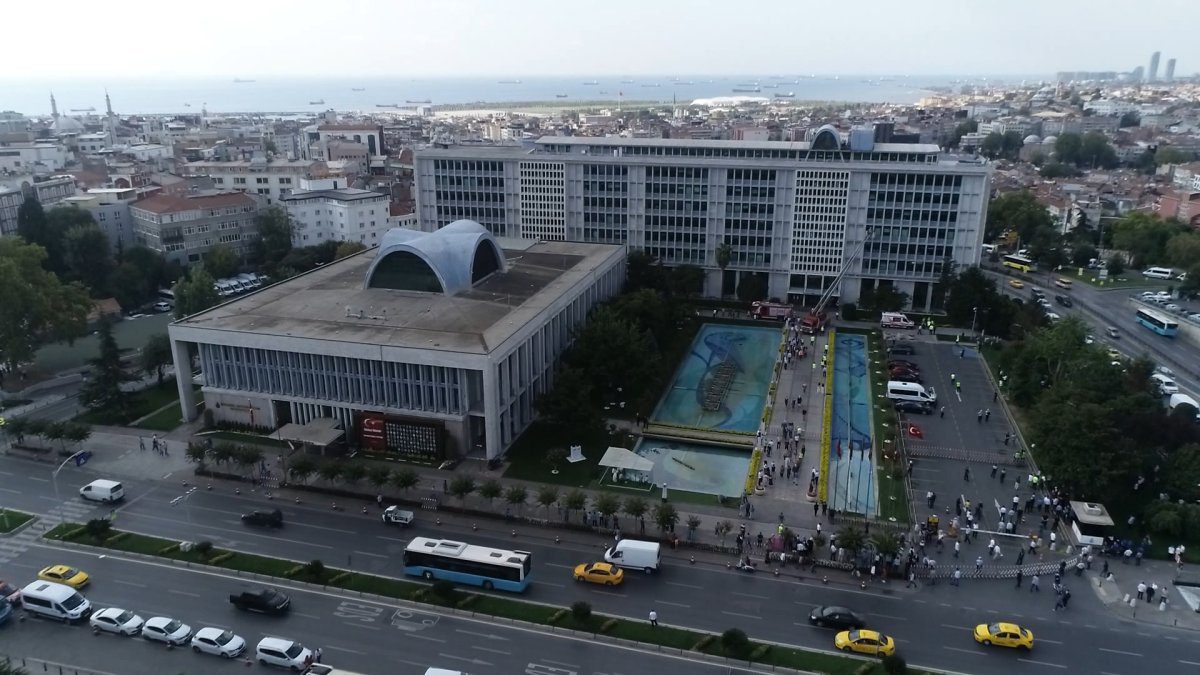 ‘Saraçhane binasının mülkiyet devri hazırlığı’ iddialarına açıklama
