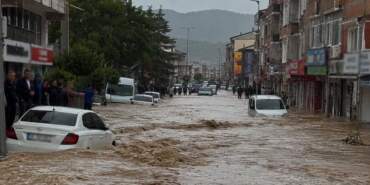 İçişleri Bakanlığı’ndan kritik uyarı: Marmara, Akdeniz ve Doğu Anadolu’ya ‘sarı kodlu’ sel uyarısı