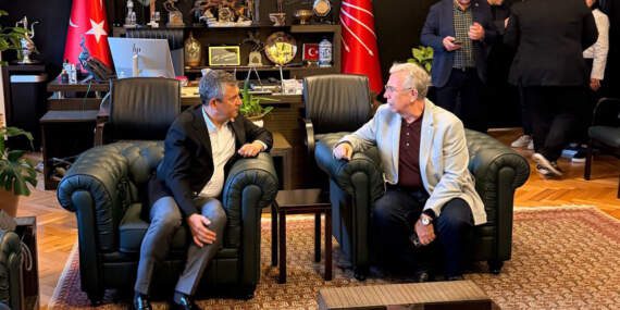 Yavaş’tan Özgür Özel’e destek ziyaret