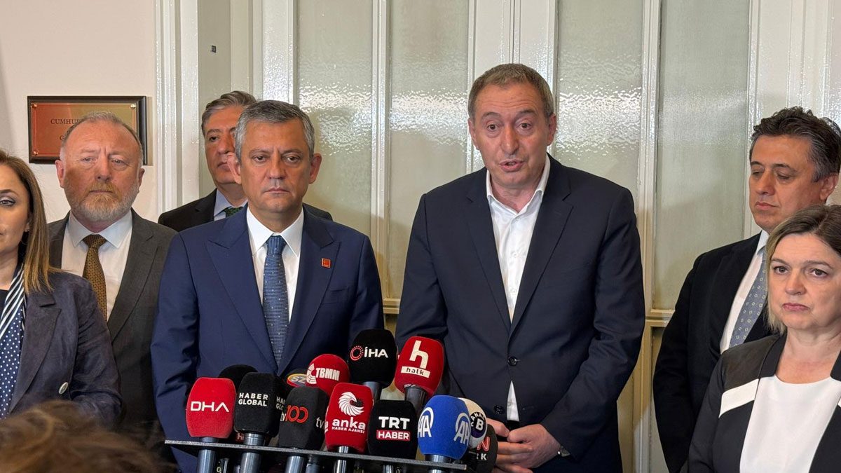 Özel’i ziyaret eden Bakırhan’ın cevap veremediği soru: DEM Parti bayramda kimi ziyaret edecek?