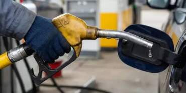 Benzine indirim geliyor! İşte yarından itibaren geçerli olacak yeni pompa fiyatları