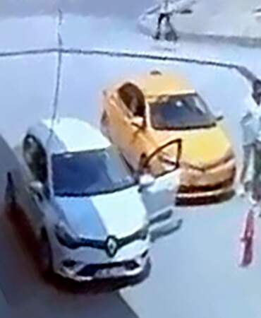 Adana’da kan donduran olay: Trafikte tartıştığı taksiciyi takip edip bıçakladı