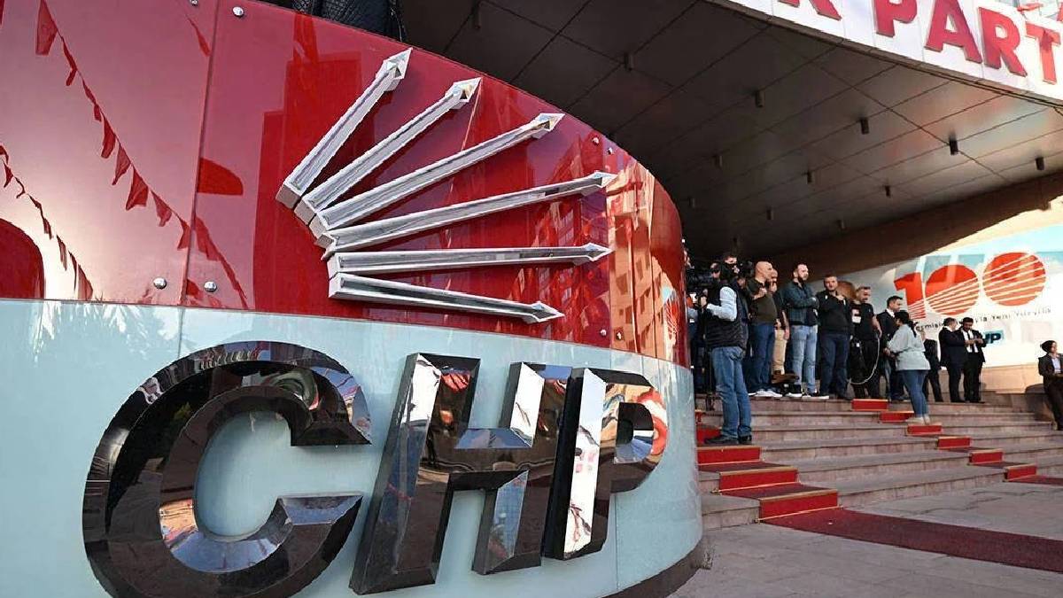 CHP’nin İBB Meclis üyelerinden ortak açıklama: Özel, İmamoğlu ve Çelik ile mücadeleye devam edeceğiz