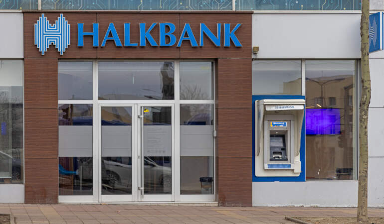 ABD’deki Halkbank Davası Düştü: 9 Yıllık Yargılama Sona Erdi