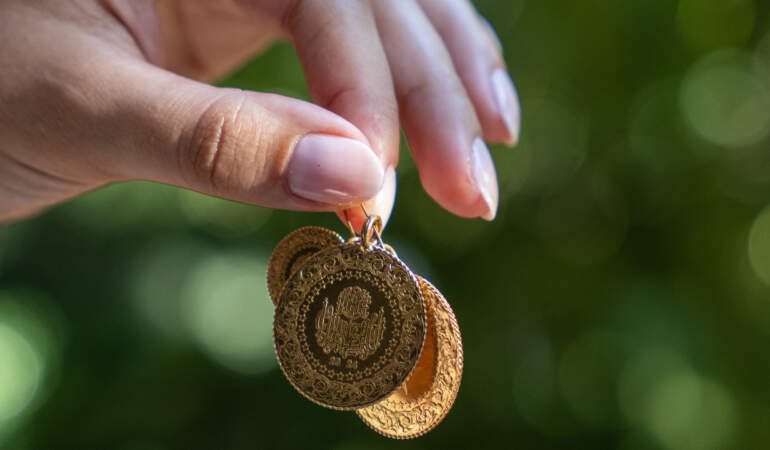 Altında Dengeleri Değiştiren Anlaşma: Gram Altın Rekor Seviyede