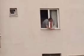 Cinnet getiren baba 3 yaşındaki kızını bıçakla rehin aldı, talihsiz yavruyu Özel Harekat kurtardı