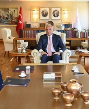 Bakan Ersoy, RTÜK Başkanı Daniş İle Bir Araya Geldi