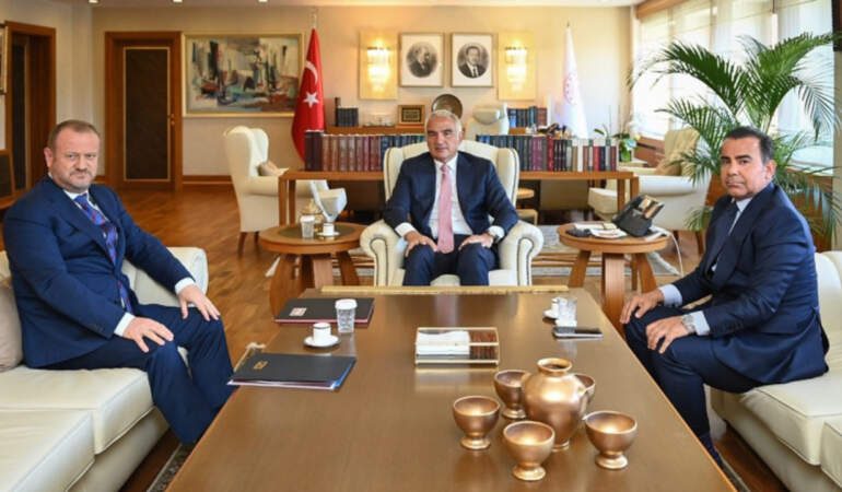 Bakan Ersoy, RTÜK Başkanı Daniş İle Bir Araya Geldi